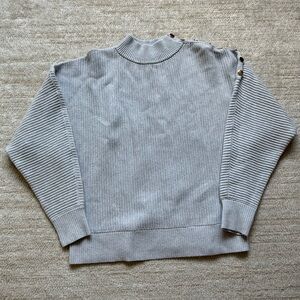 Tahari Sweater Mock Neck Size M Gray Casual Career Office Goingout Comfy